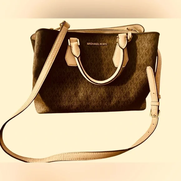 MICHAEL Michael Kors authentic purse from 2019. Brown with light pink straps. - Picture 1 of 5